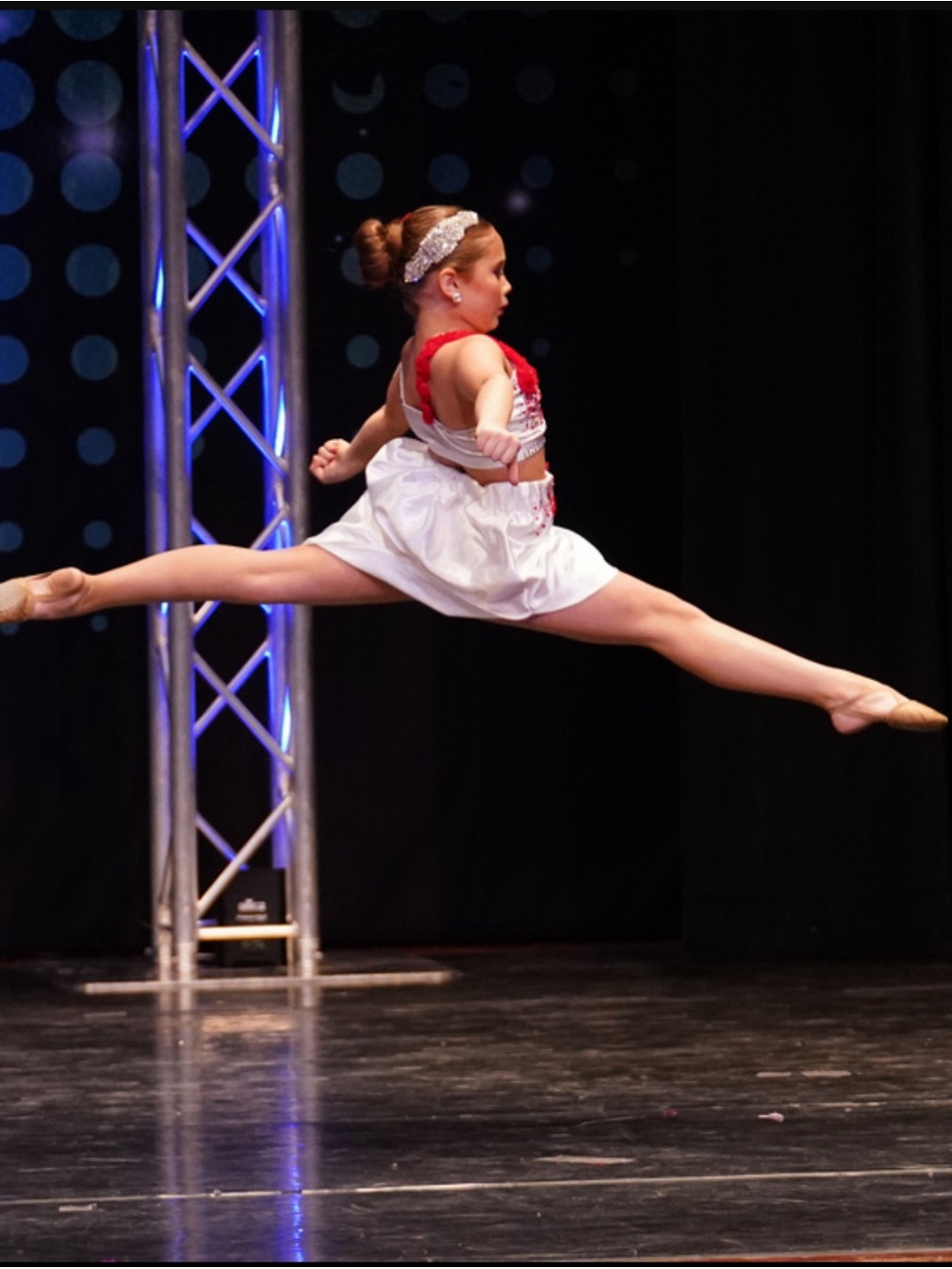 ❤️🤍 Elegant Custom Lyrical/Contemporary Competition Dance Costume 🤍❤️ - Picture 7 of 9